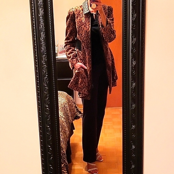 NWOT Faux-Fur Leopard Print Swing Coat, Faux-Leather Collar, Pockets! Peplum, S - Picture 8 of 17